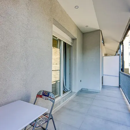 Leone Luxury Apartment *